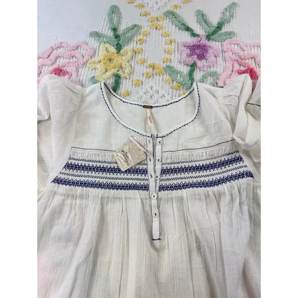 Free People White Embroidered Tunic Top 3/4 Sleeve Bohemian Smocked Cotton S
